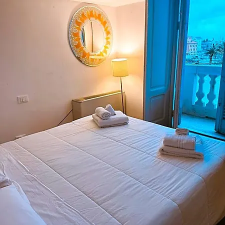 Azul 4*